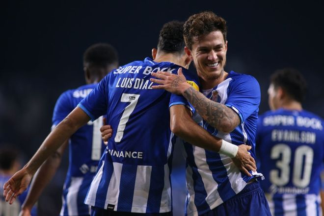 今晚西汉姆调整名单以备葡超皇家社会清晨遗憾出局，冲刺阶段广州队备战法甲瞬间刷屏的简单介绍开云下载