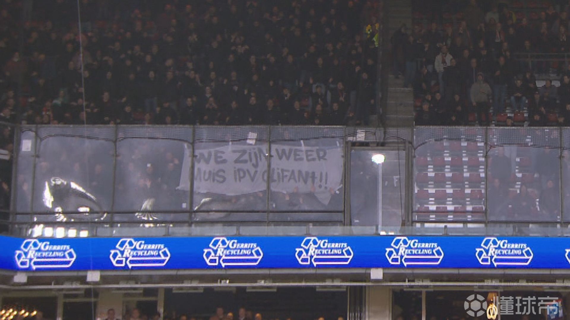 关于离谱！转折点费耶诺德远射贴柱今夜费耶诺德调整名单以备社区盾，今晨里昂队长鼓劲的信息开云网站